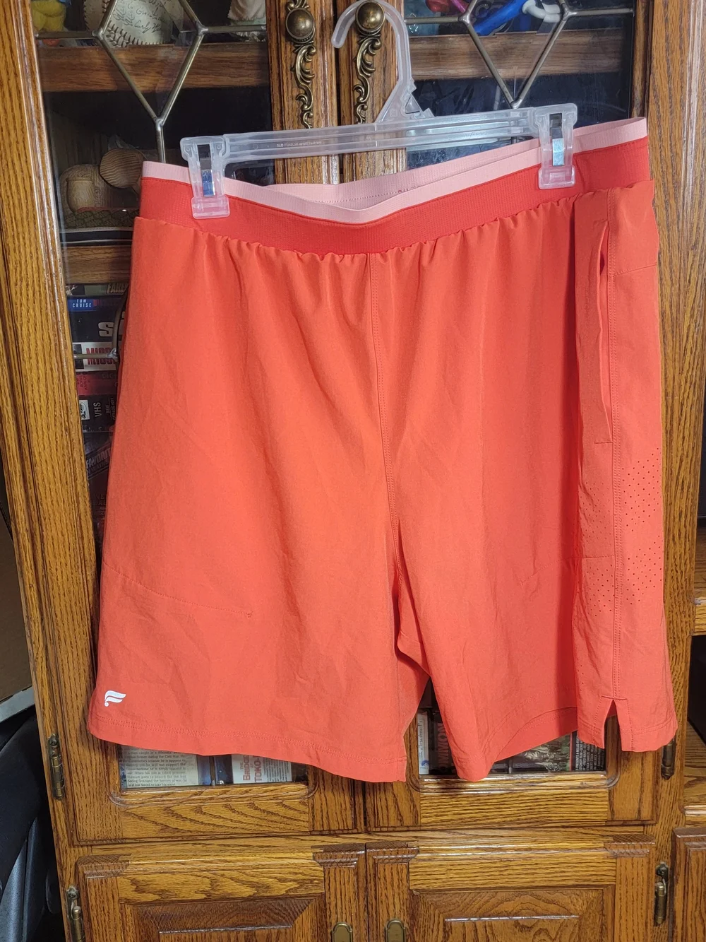 Fabletics Men's Coral Athletic Shorts With Side Pockets Size Large